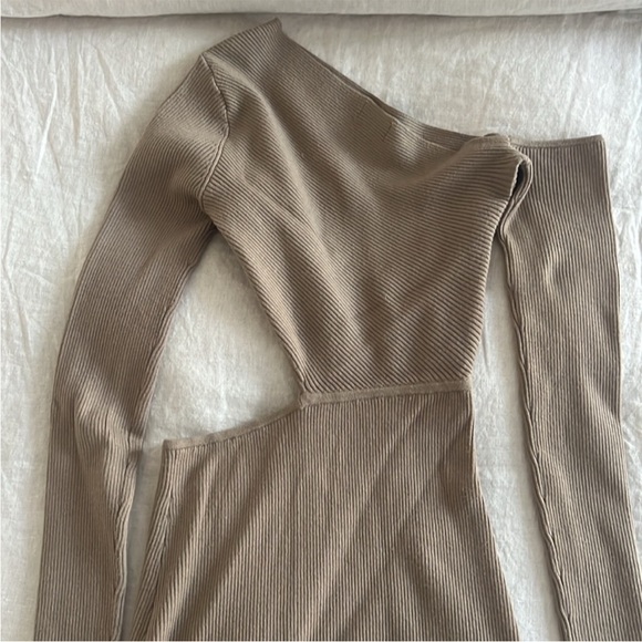 Nahla Knit Dress by Camila Coelho (Revolve) - Picture 3 of 3